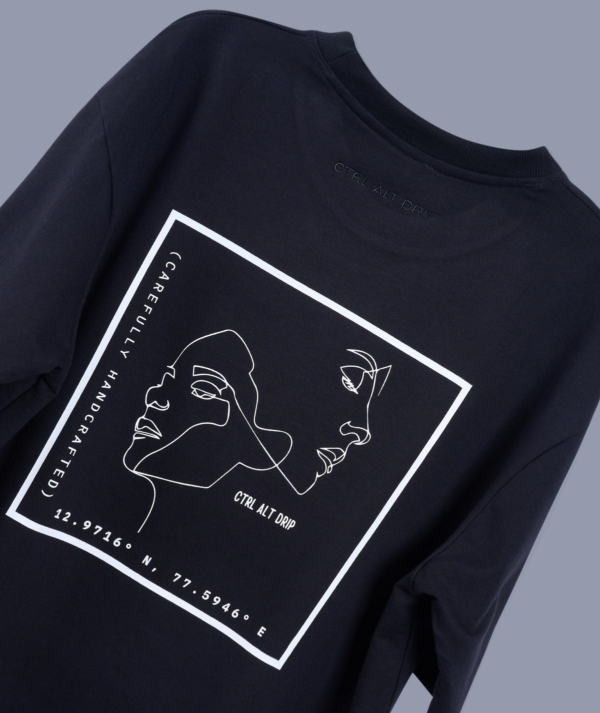 Minimalism – styling shot | Ctrl Alt Drip